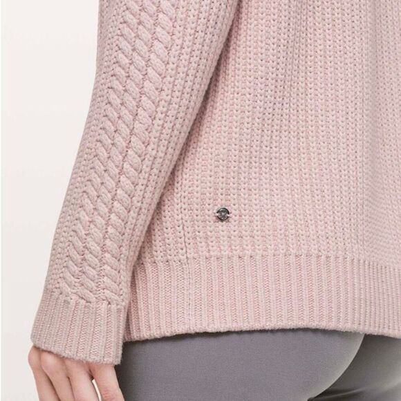 Lululemon Bring The Cozy Turtleneck Chunky Sweater Misty Pink Women 6 Cozy Thick - Picture 9 of 9